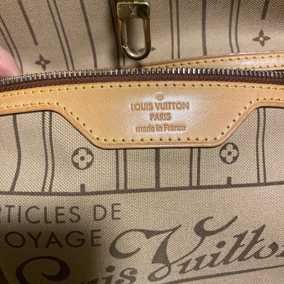 SOLD Authentic Neverfull MM - Picture 3 of 10